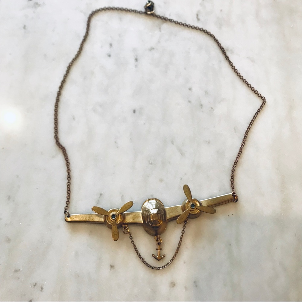 NWOT Airplane Propeller Necklace
